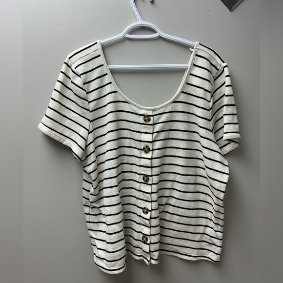 Torrid Stripped Button Up Tee - Picture 1 of 4